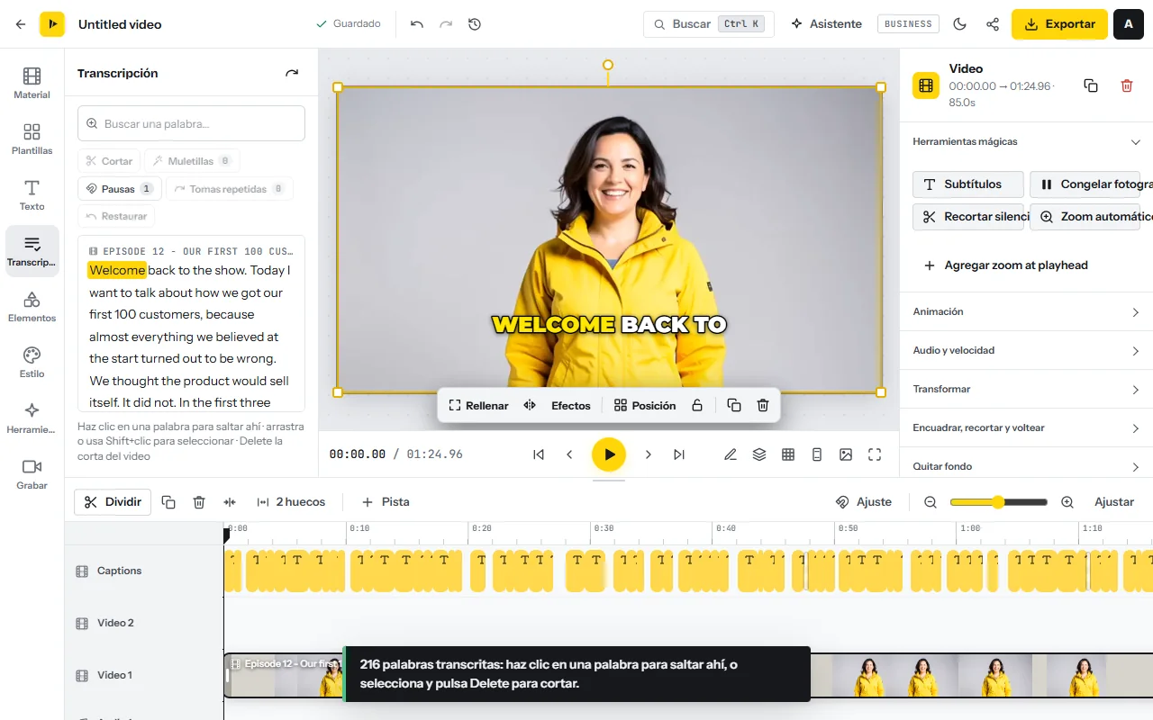 La pestaña Transcripción junto a la vista previa: las palabras habladas como texto, con los botones Cortar, Muletillas, Pausas, Tomas repetidas y Restaurar y un cuadro de búsqueda